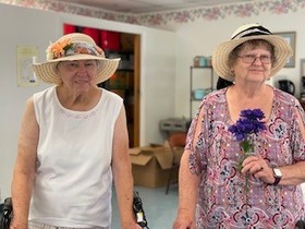 Ormond Beach Hat Decorating